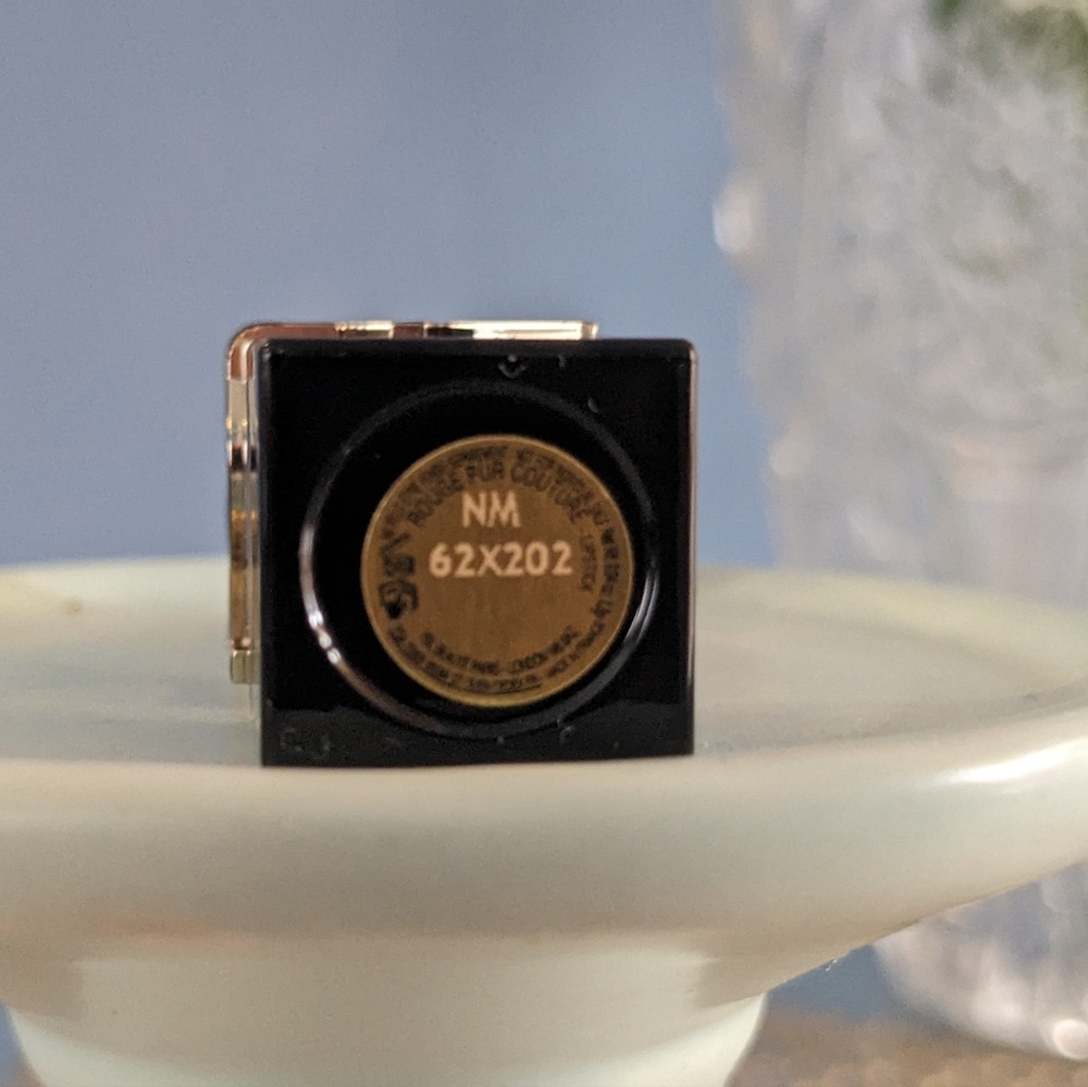 Yves saint Laurent mini lipstick - Picture 2 of 5
